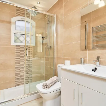 Apartman Ella *
